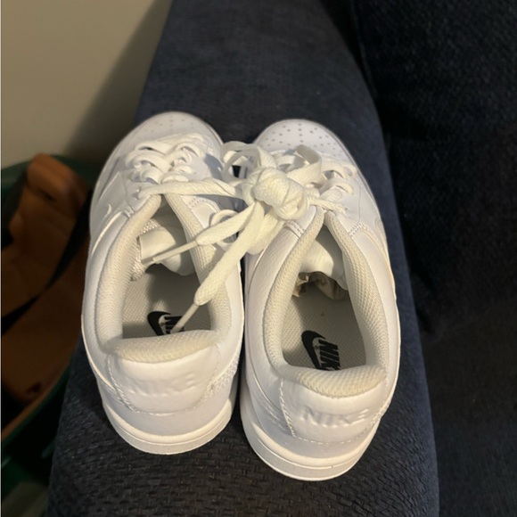 Nike white brand new - Picture 2 of 5